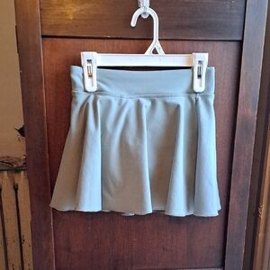 Under Armour Girls Size YS Green Athletic Motion Skort